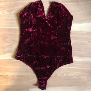 Velvet no sleeve top